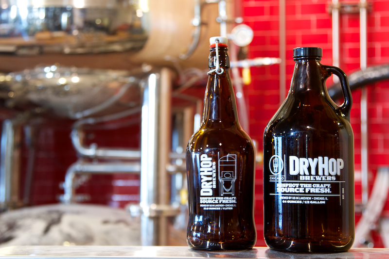 Growlers at DryHop Brewers