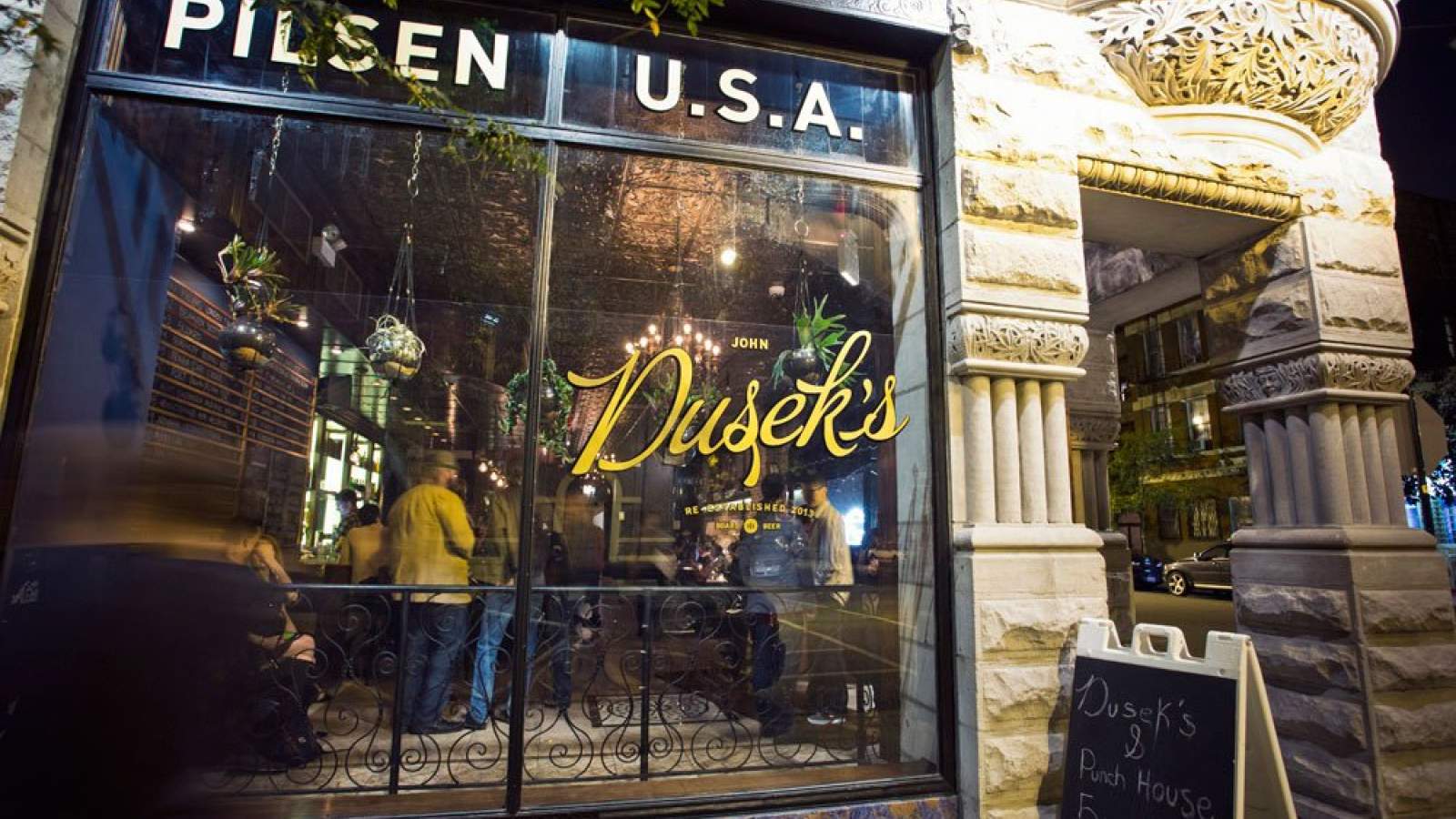 Dusek’s Board & Beer