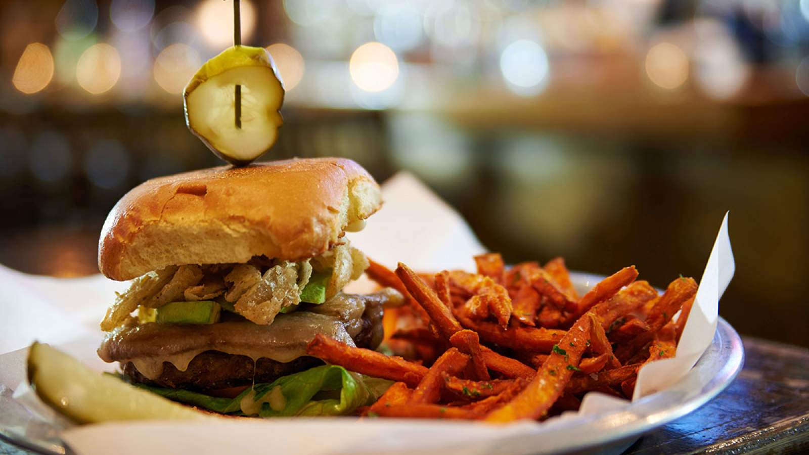 Stretch Bar & Grill
